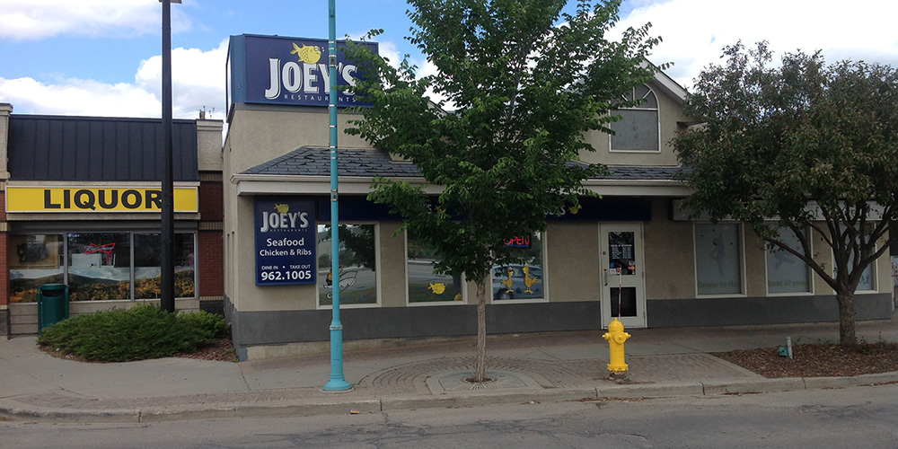 The view from outside the Spruce Grove Joey's